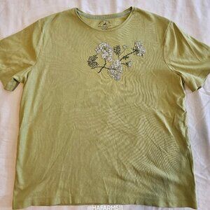 White Stag Tee Green Top with Flowers